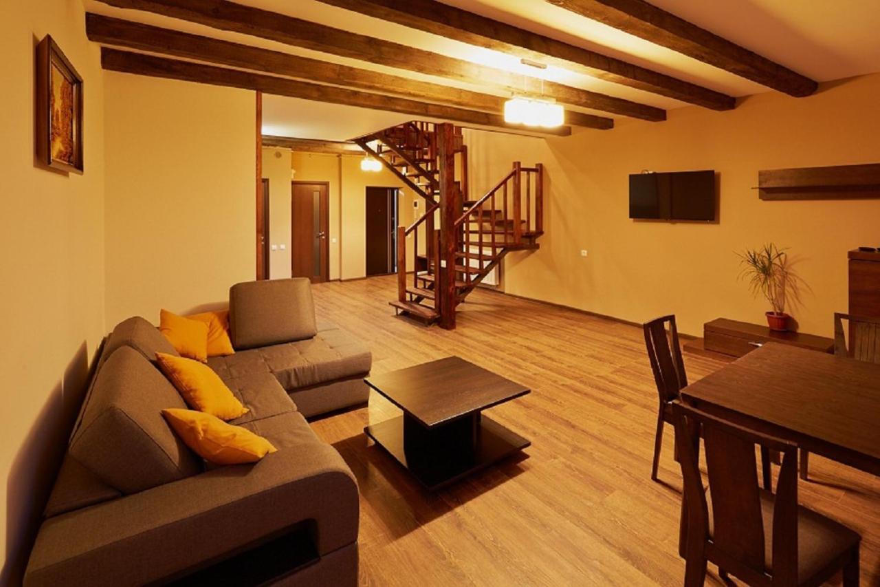 לבוב Apartment On Lychakivska מראה חיצוני תמונה